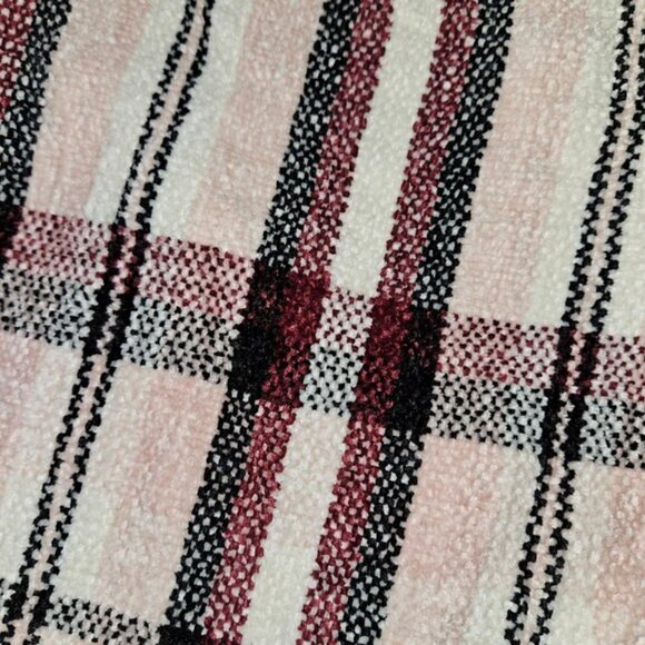 Style and Co Chenille Plaid Fringe Trim Scarf NWT - Picture 3 of 3